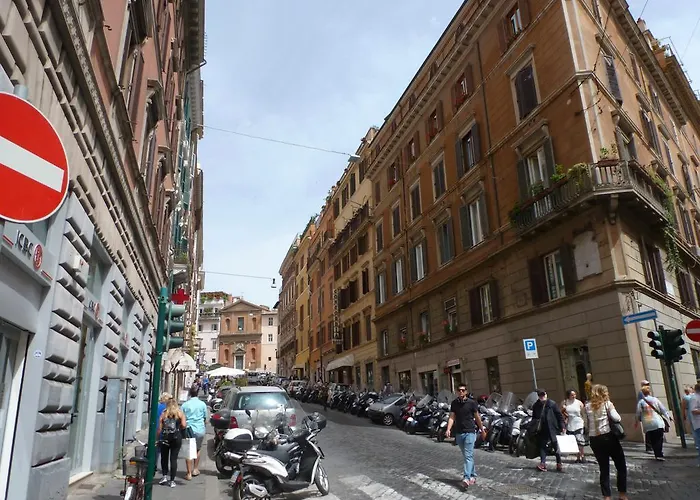 Domus Spagna Capo le Case